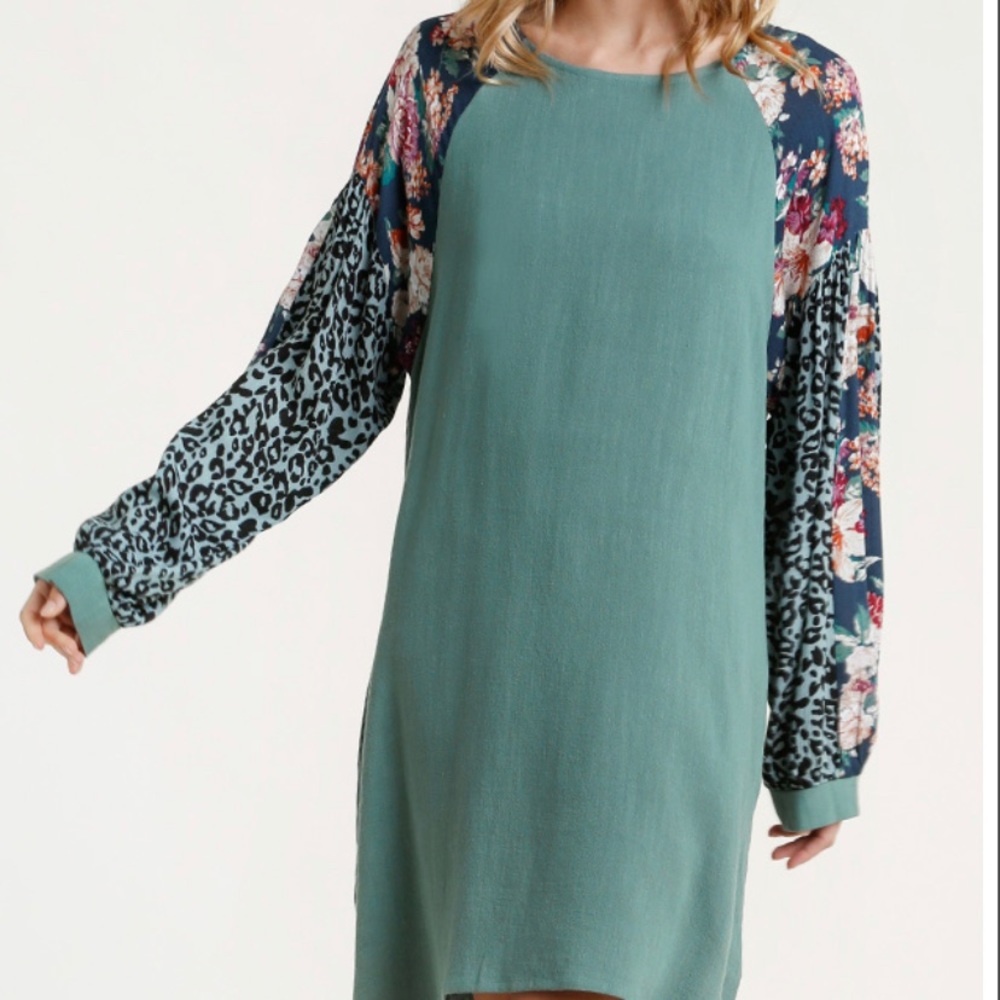 Umgee dress with boho sleeves